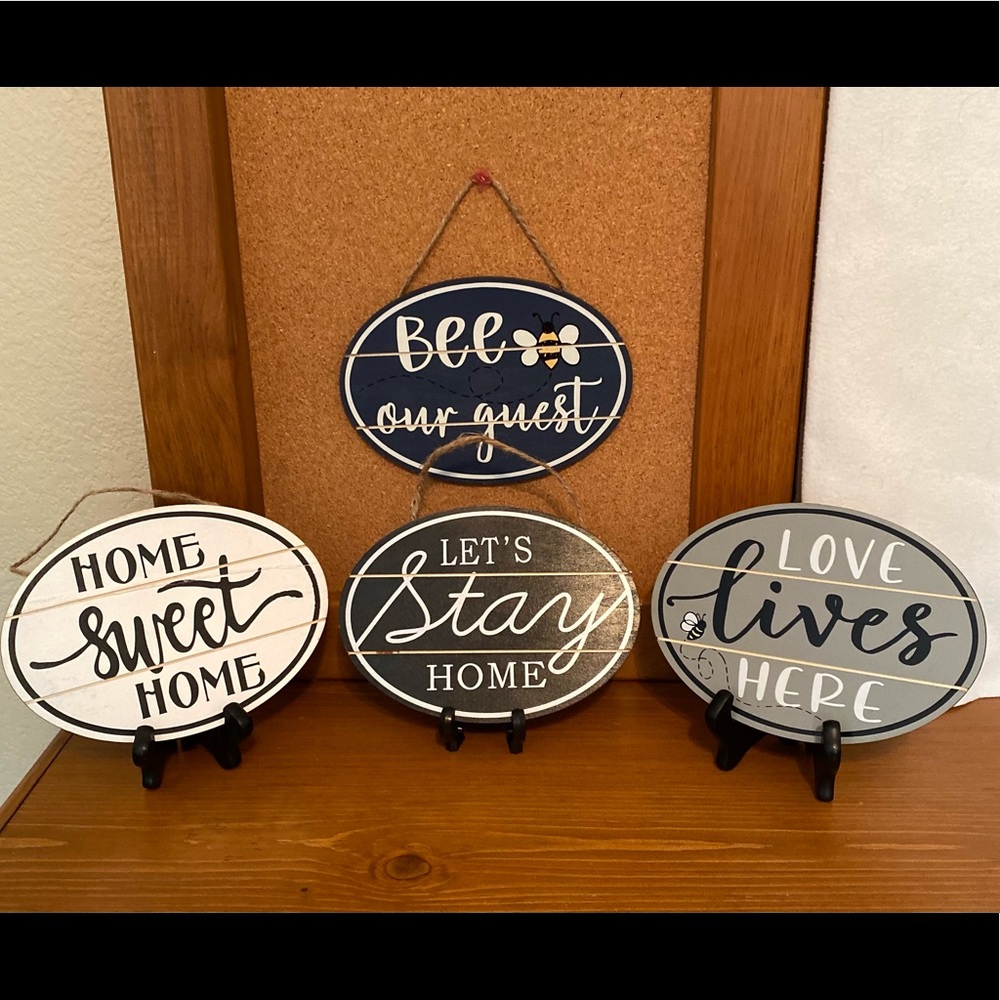 Farmhouse Style Wall Decor Signs Set of 4